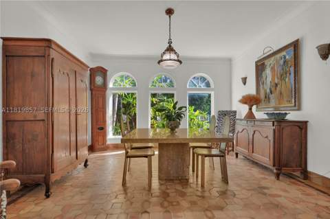 2050 Alton Rd, Miami Beach FL - photo 16 of 57