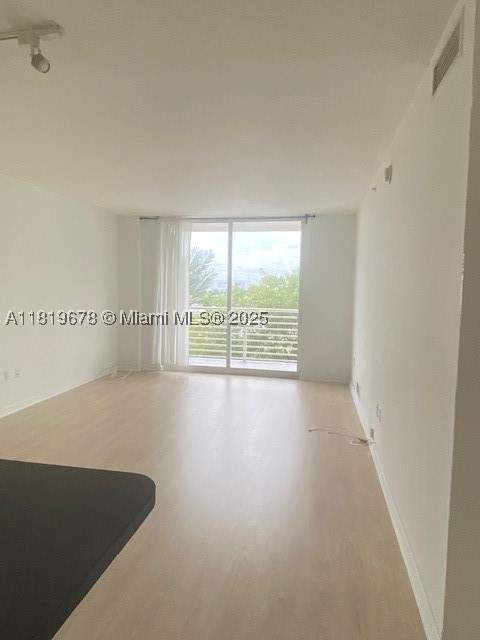 2775 NE 187th St 407, Aventura FL - photo 11 of 38