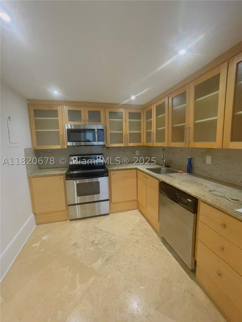 2 bedroom Condominium at 780 NE 69th St 1507, The Palm Bay Yacht Club C, Miami — photo 5