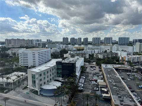 18001 Collins Ave 918, Sunny Isles Beach FL - photo 13 of 28