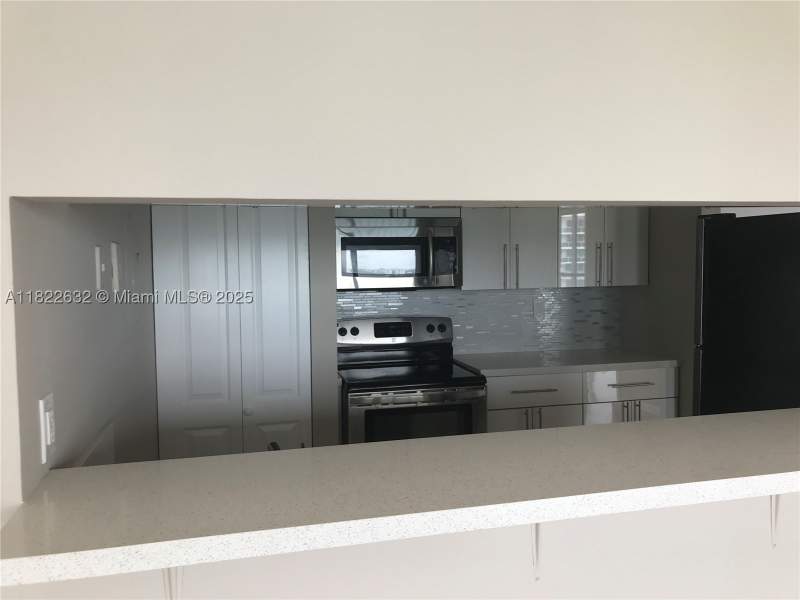 2 bedroom Condominium at 7601 E Treasure Dr 2114, The Grandview Palace Cond, North Bay Village — photo 3