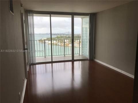 7601 E Treasure Dr 2114, North Bay Village FL - photo 8 of 14