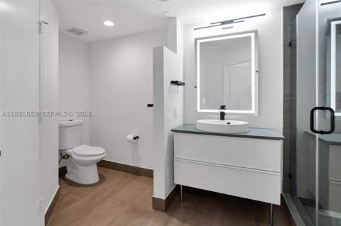 1330 West Ave 3007, Miami Beach FL - photo 21 of 88