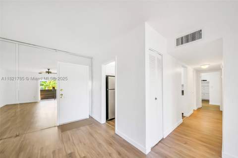 8335 SW 72nd Ave 315D, Miami FL - photo 6 of 28