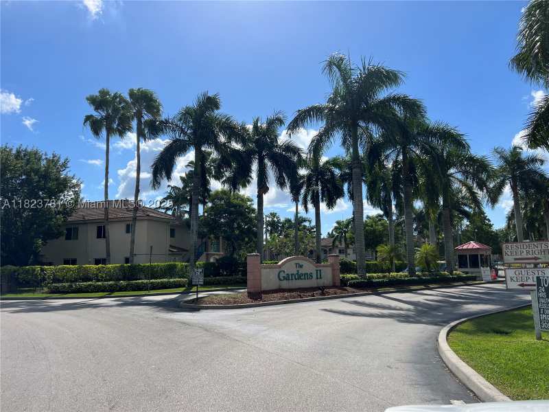 3 bedroom Condominium at 2931 SE 12th Rd 201-55, Venetia Gardens South Con, Homestead — photo 1