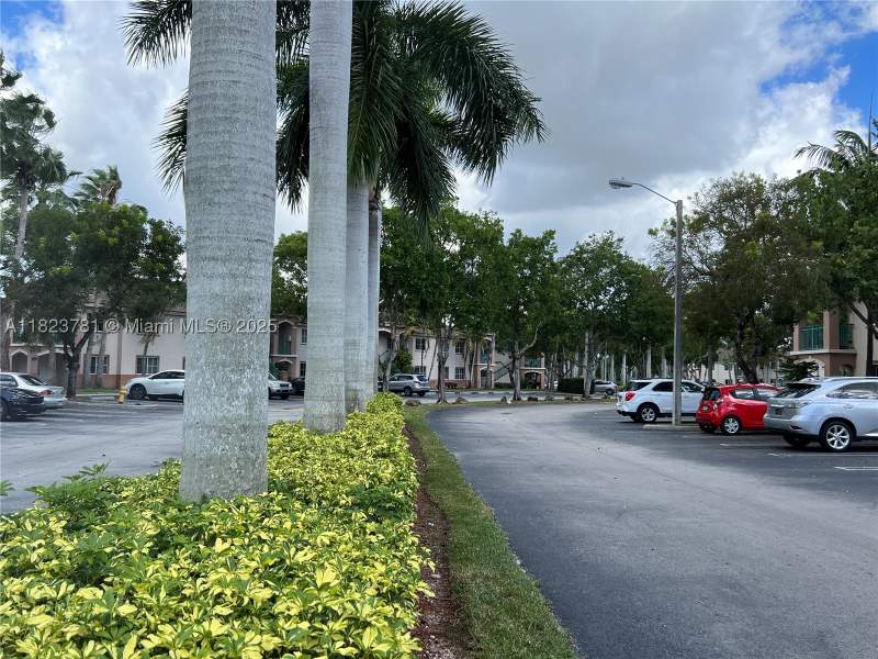 3 bedroom Condominium at 2931 SE 12th Rd 201-55, Venetia Gardens South Con, Homestead — photo 3