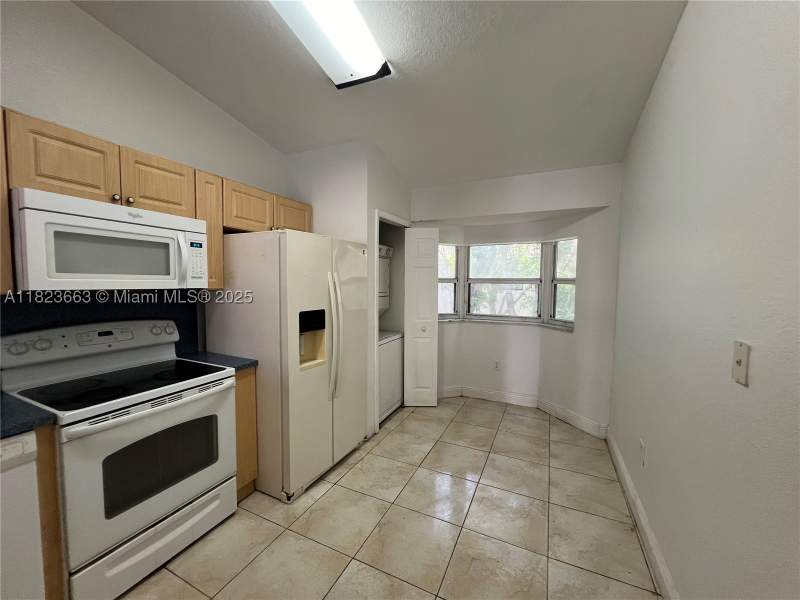 2 bedroom Condominium at 1250 SE 28th Ct 203, Venetia Gardens Condo, Homestead — photo 5