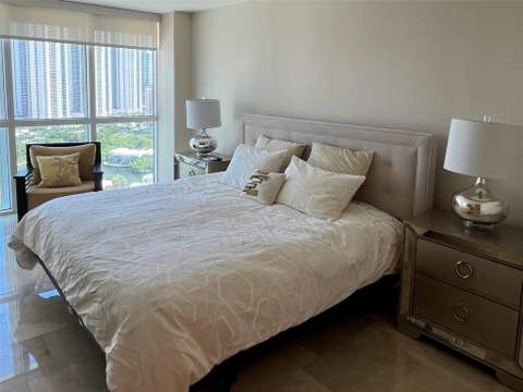 16500 Collins Avenue 2052, Sunny Isles Beach FL - photo 17 of 33