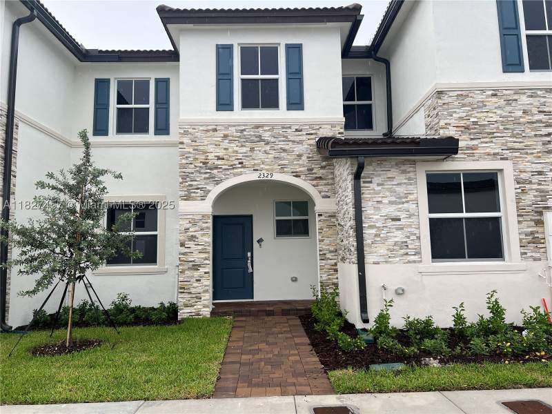 3 bedroom Townhouse at 2329 NW 122nd Ter ., Westview, Miami — photo 2