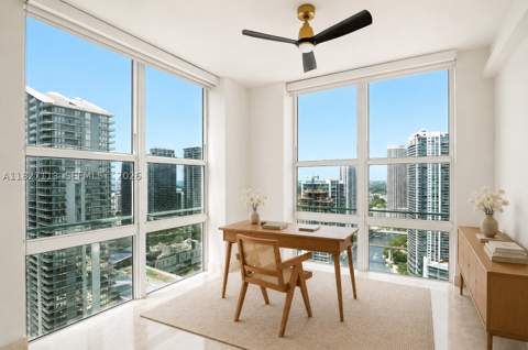 31 SE 5th St 4021, Miami FL - photo 16 of 25