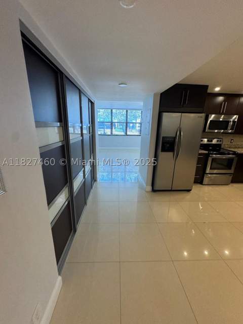 20401 NE 30th Ave 124-8, Aventura FL - photo 6 of 24