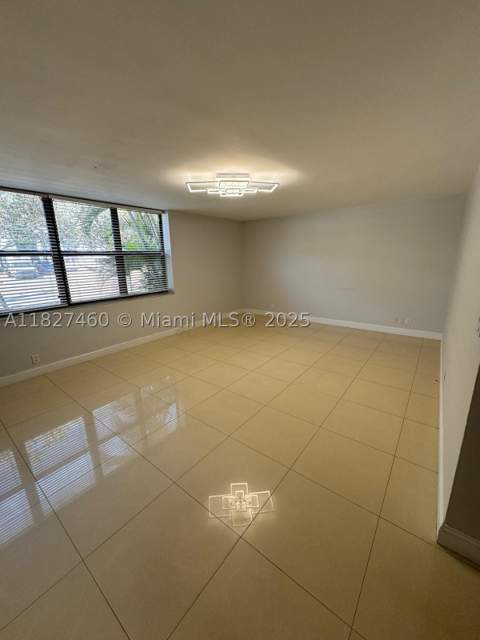20401 NE 30th Ave 124-8, Aventura FL - photo 8 of 24
