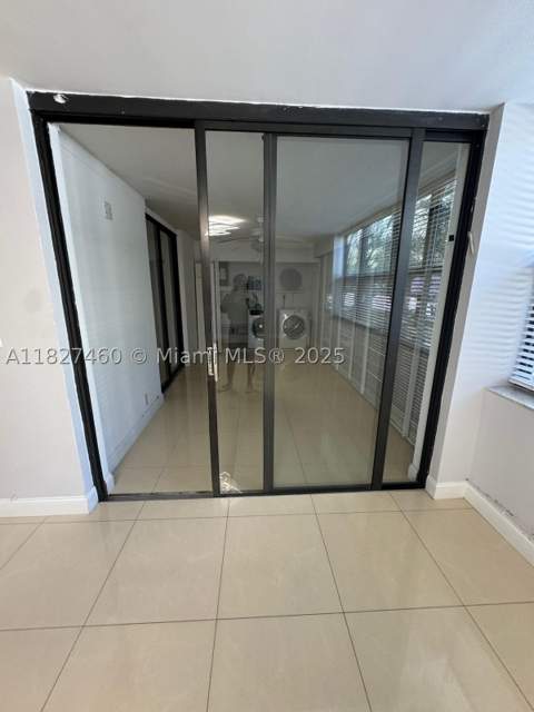 20401 NE 30th Ave 124-8, Aventura FL - photo 9 of 24