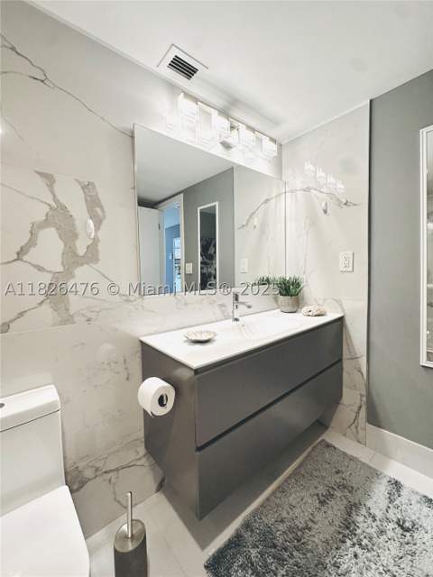 19390 Collins Ave 911, Sunny Isles Beach FL - photo 23 of 29