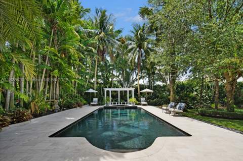 7360 SW 164th St, Palmetto Bay FL - photo 10 of 47