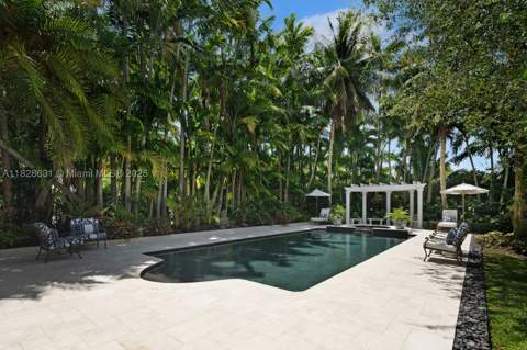7360 SW 164th St, Palmetto Bay FL - photo 11 of 47