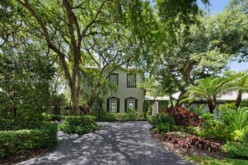 6 bedroom SingleFamilyResidence at 7360 SW 164th St, Kings Cove, Palmetto Bay — photo 5