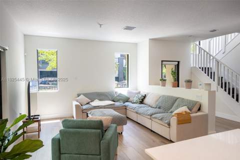 4269 NW 83rd Path, Doral FL - photo 13 of 50