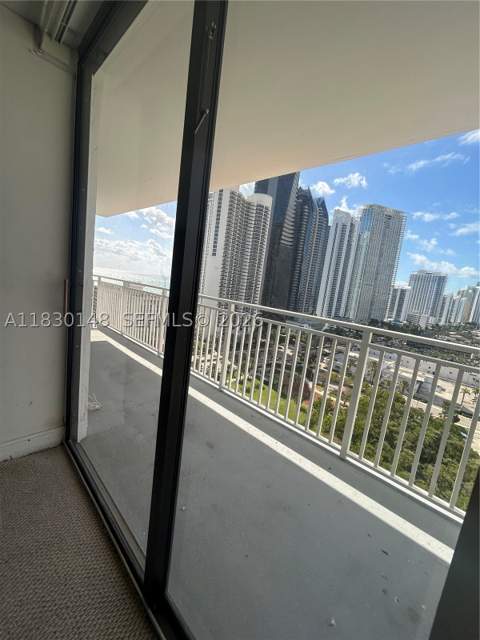 210 174th St 2005, Sunny Isles Beach FL - photo 8 of 51