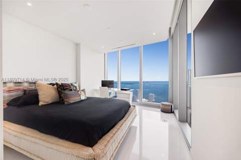 300 Biscayne Blvd Way 5205W, Miami FL - photo 19 of 40