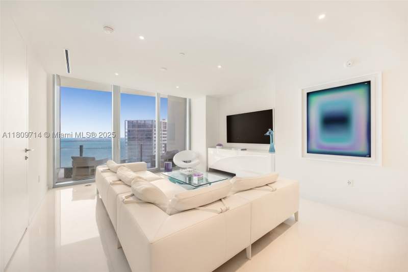 2 bedroom Condominium at 300 Biscayne Blvd Way 5205W, Aston Martin Residences, Miami — photo 4