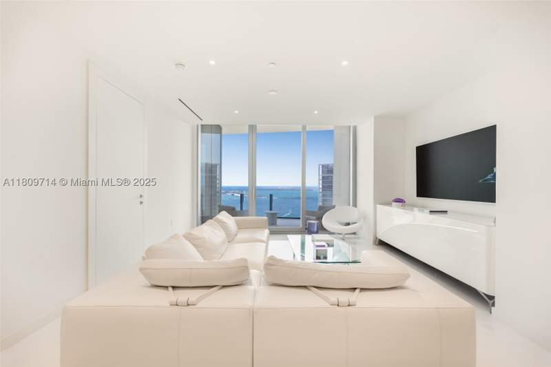 2 bedroom Condominium at 300 Biscayne Blvd Way 5205W, Aston Martin Residences, Miami — photo 5