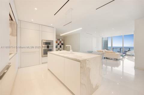 300 Biscayne Blvd Way 5205W, Miami FL - photo 8 of 40