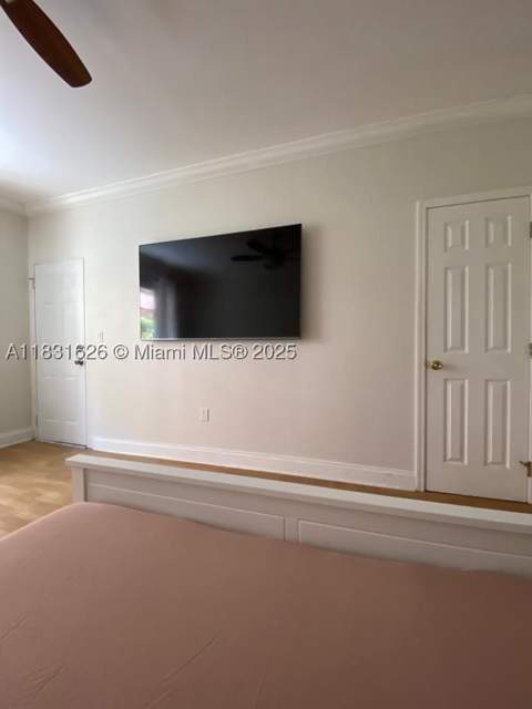 1227 Euclid Ave 6, Miami Beach FL - photo 12 of 24