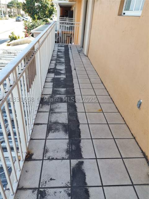 2403 W 76th St 203, Hialeah FL - photo 14 of 14