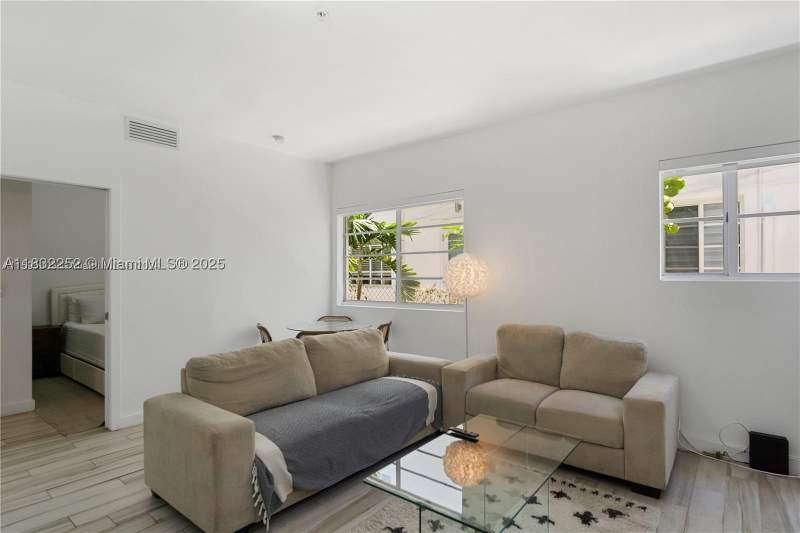 1 bedroom Condominium at 1560 Meridian Ave 108, Lincoln Sub, Miami Beach — photo 3