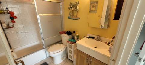 3522 NE 171st St 104, North Miami Beach FL - photo 8 of 31