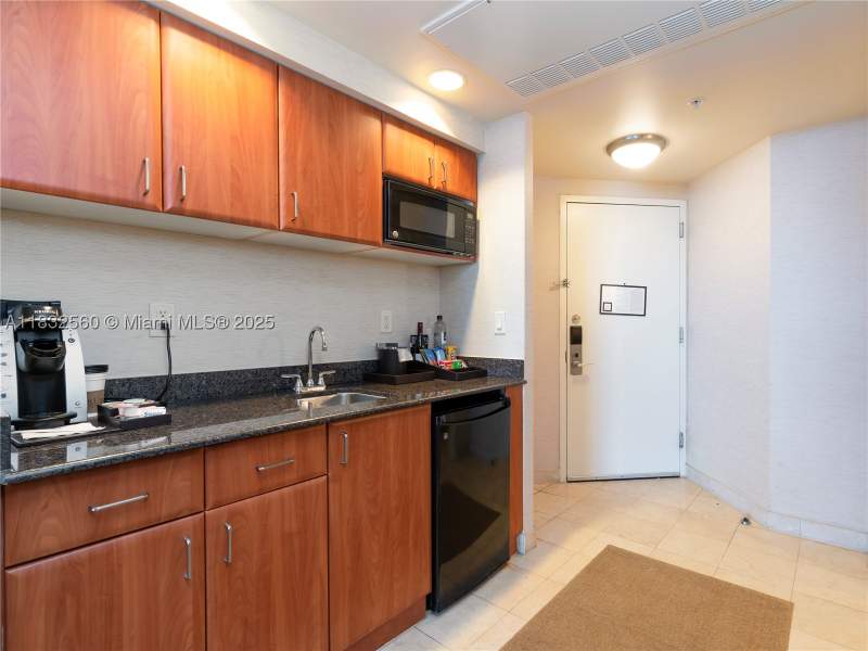 0 bedroom Condominium at 18001 Collins Ave 1107, Trump International Sones, Sunny Isles Beach — photo 3