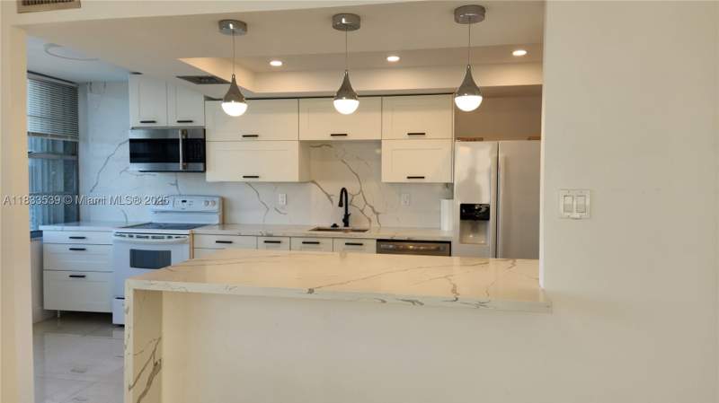 2 bedroom Condominium at 18051 Biscayne Blvd 1705, Del Prado Marina, Aventura — photo 4