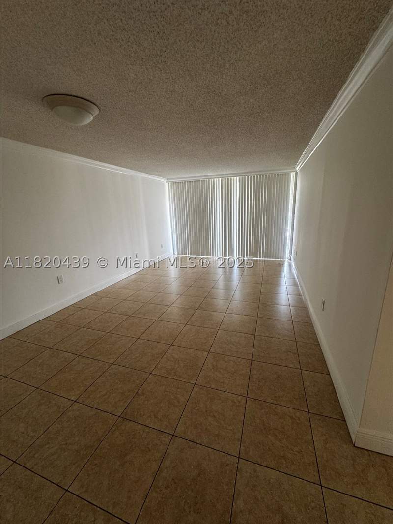 2 bedroom Condominium at 10875 SW 112th Ave 206, Gardens Of Kendall So Con, Miami — photo 4