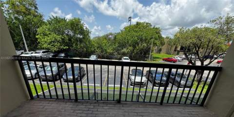 10875 SW 112th Ave 206, Miami FL - photo 8 of 13