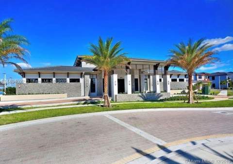 15842 NW 91 Ct 15842, Miami Lakes FL - photo 15 of 32