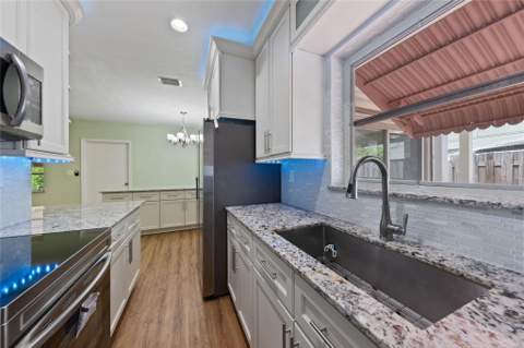 2071 NE 180th Street, North Miami Beach FL - photo 14 of 40