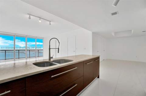 465 Brickell Ave 4505, Miami FL - photo 12 of 40