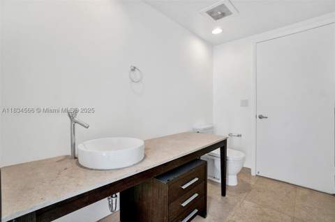 465 Brickell Ave 4505, Miami FL - photo 22 of 40