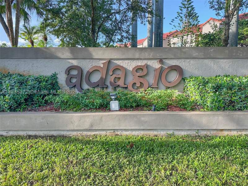 3 bedroom Townhouse at 11532 SW 148th Path, Adagio 1st Addn, Miami — photo 4