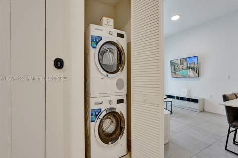 239 SW 9th St 2203, Miami FL - photo 15 of 43