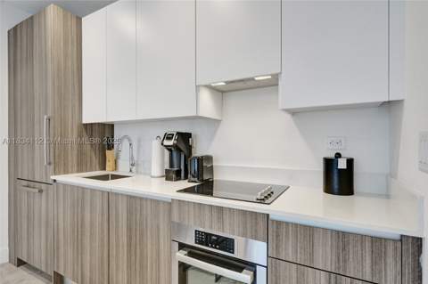 239 SW 9th St 2203, Miami FL - photo 17 of 43