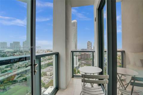 239 SW 9th St 2203, Miami FL - photo 22 of 43