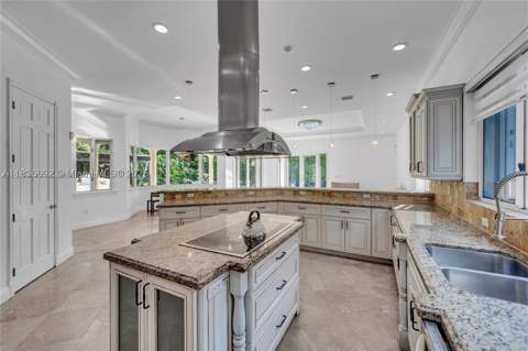 13400 SW 83rd Ave, Pinecrest FL - photo 16 of 49