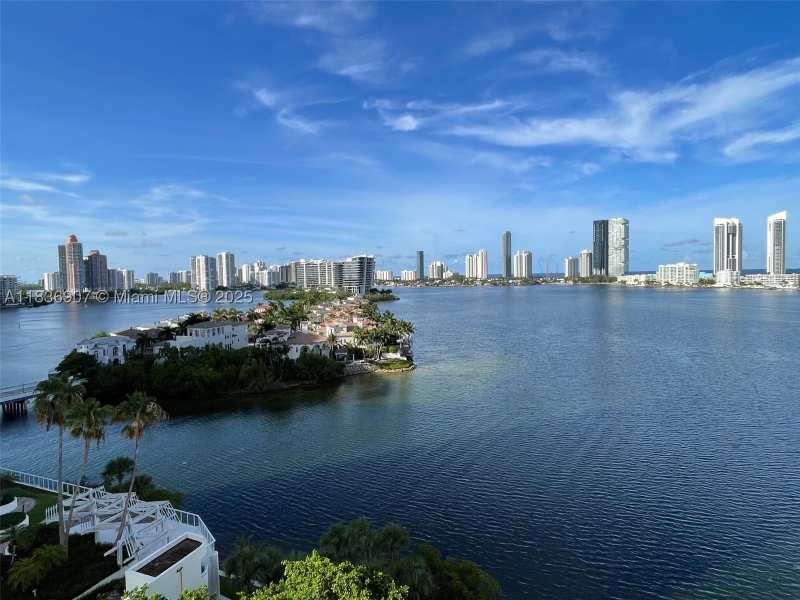 3 bedroom Condominium at 3000 Island Blvd 1103, 3000 Isl Blvd Williams Is, Aventura — photo 1