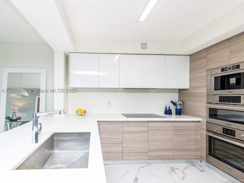 300 Sunny Isles Blvd 5-1605, Sunny Isles Beach FL - photo 10 of 74