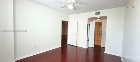 2000 N Bayshore Dr 509, Miami FL - photo 13 of 95