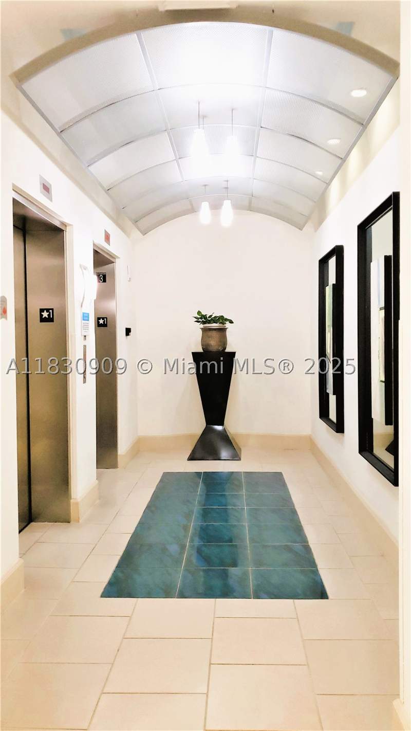 2 bedroom Condominium at 2000 N Bayshore Dr 509, Cite Condo, Miami — photo 5
