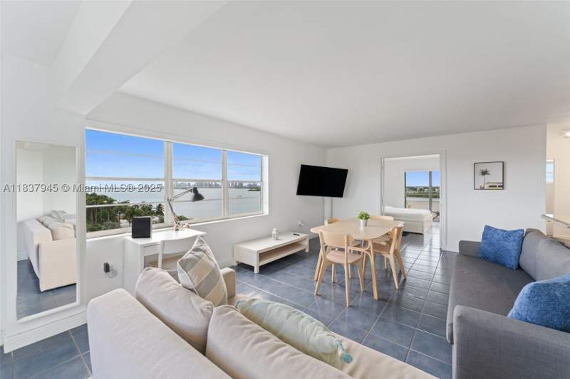 1 bedroom Condominium at 7904 West Dr 901, Bayshore Yacht & Tennis C, North Bay Village — photo 3