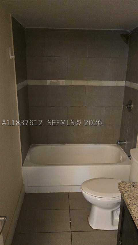 1450 NE 191st St 106, Miami FL - photo 9 of 14